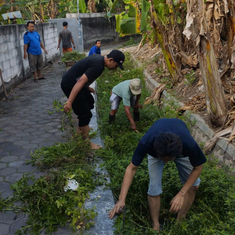 5 Momen Penting Kerja Bakti Bersih Saluran di RT 25 Winongo